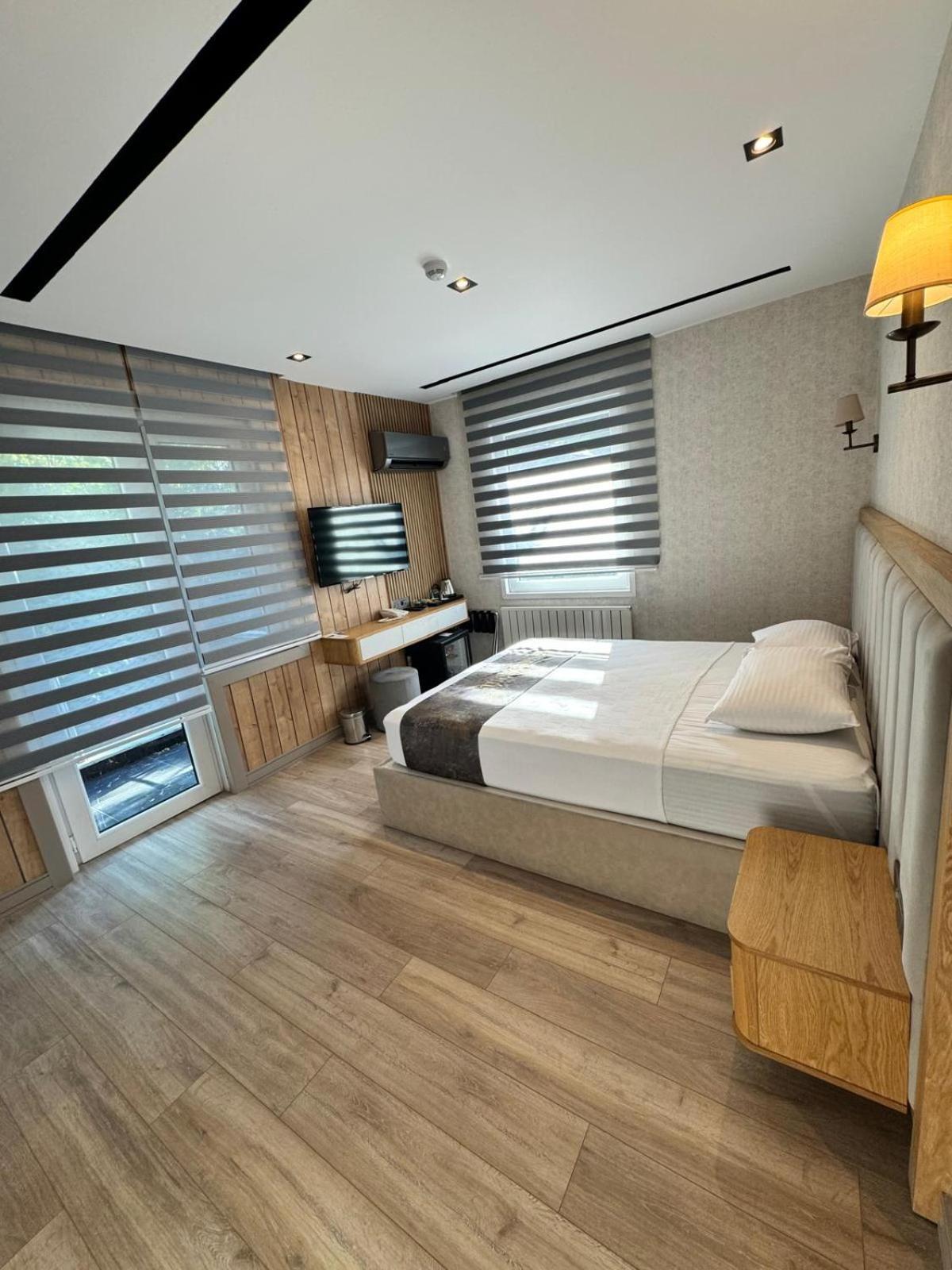 Mateo Hotel Istanbul Bagian luar foto